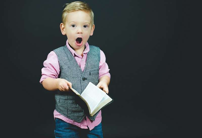 kids reading in early years selfhelp tech