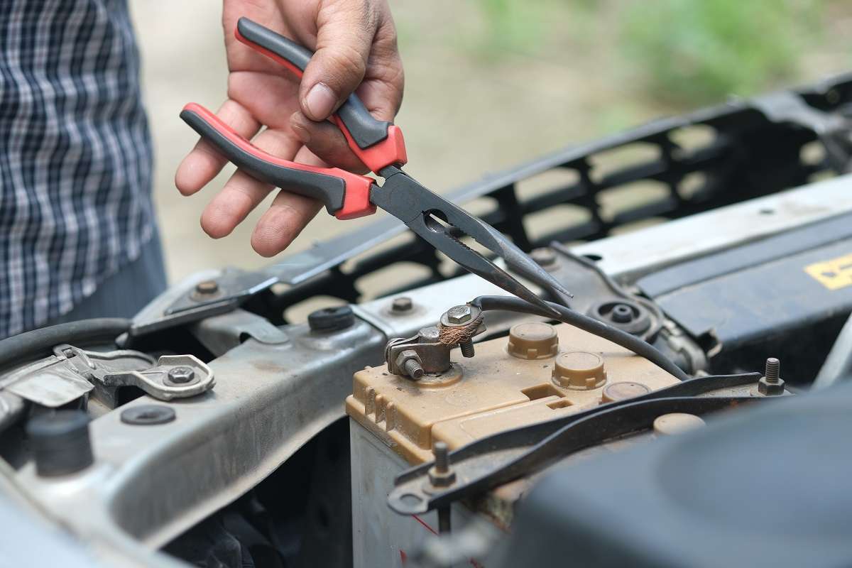 How Long Does It Take to Recondition a Car Battery?